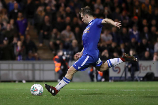 Ở quả đá sau đó, Tom Lapslie thực hiện thành công mang về chiến thắng cho Colchester.