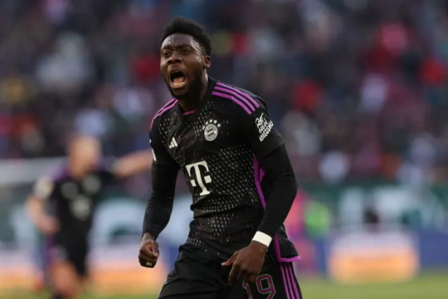 Real Madrid được cho là đã ở rất gần Davies.