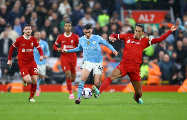 Man City gặp rất nhiều khó khăn trong hiệp hai trận đấu với Liverpool mới đây.