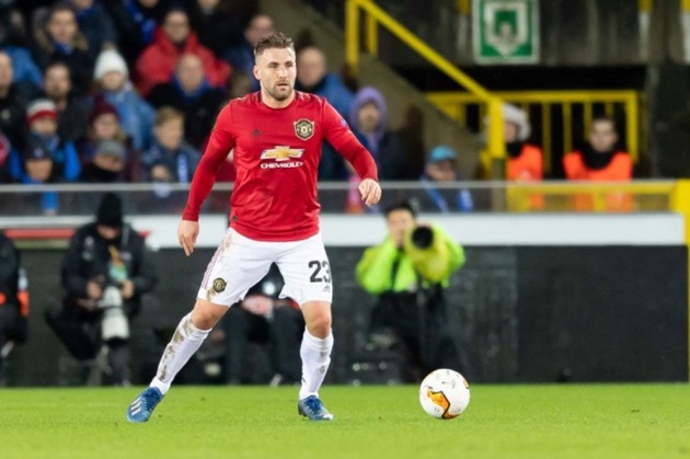 Luke Shaw đã hoàn thành nhiệm vụ phòng ngự.