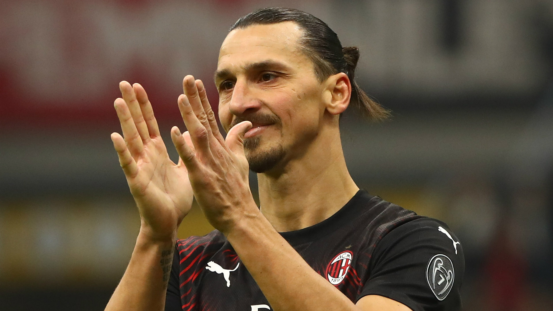 Zlatan có thể sẽ tiếp tục gắn bó với Milan.