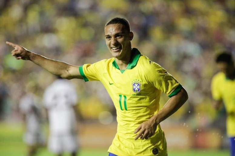Ảnh bài viết Rất nhanh! Ajax phá kỷ lục chuyển nhượng, mua người thay thế Ziyech