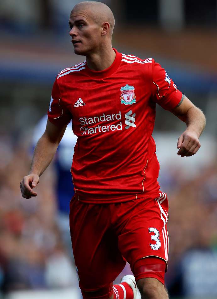 Konchesky cũng để lại ấn tượng không hề tốt đẹp trong màu áo Liverpool. Anh giải nghệ với CLB hạng thấp East Thurrock United.