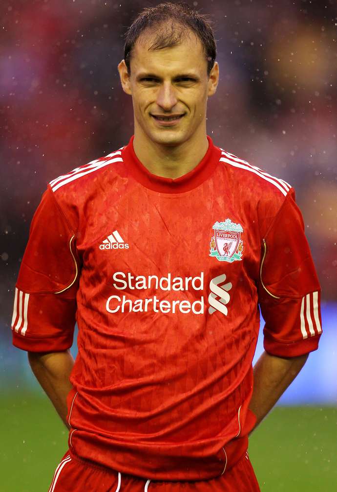 Tiền đạo này không ghi được bàn nào sau 10 trận ra sân ở Ngoại hạng Anh cho Liverpool, nhanh chóng bị đẩy đi, đến Anderlecht và đã giải nghệ ở đây.