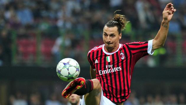 Nhưng sau khi Maldini giải nghệ, Zlatan lại đến đầu quân cho Rossoneri, trở thành một trong những cầu thủ hiếm hoi từng chơi cho cả 3 ông lớn Serie A.