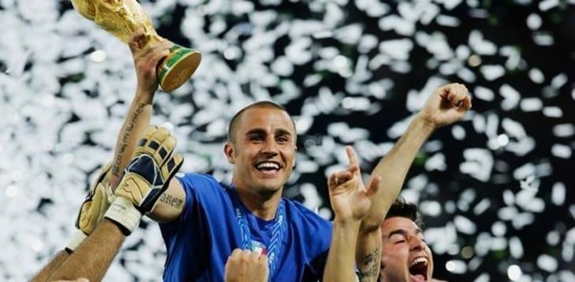 Vinh quang lớn nhất sự nghiệp của Cannavaro đến vào mùa hè năm 2006, khi anh chơi xuất sắc để cùng tuyển Ý lên ngôi vô địch World Cup.