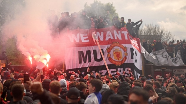 Chủ nghĩa côn đồ bóng đá cũng đã bị hạn chế trong toàn thế giới bóng đá, dù những vụ ẩu đả và phá hoại vẫn diễn ra.