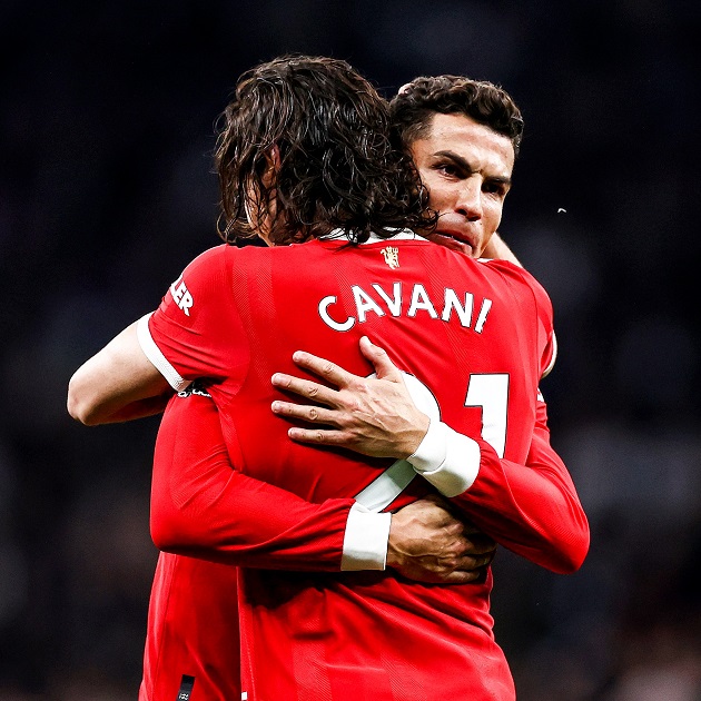 Cavani và Ronaldo có lần đá chính đầu tiên cùng nhau thành công.