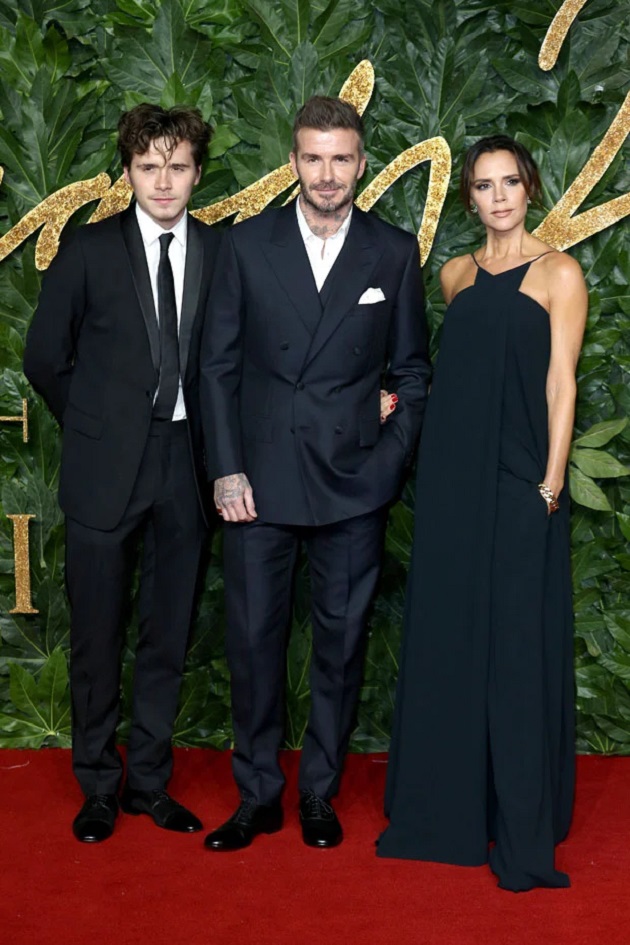Đây là người con đầu tiên của nhà Beckham kết hôn.