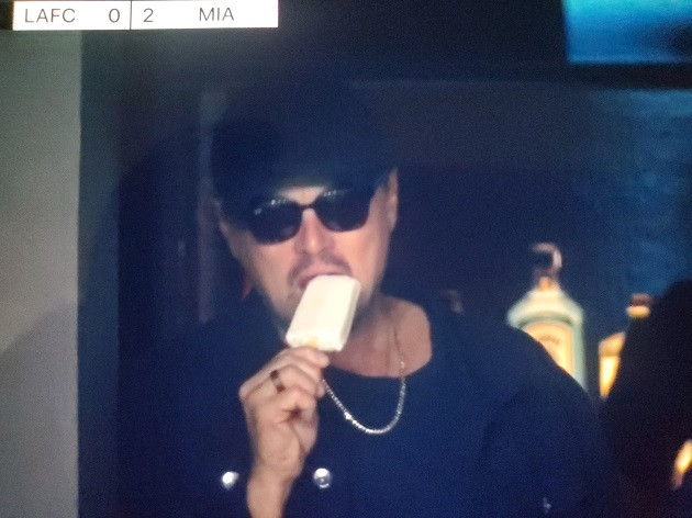 Những tên tuổi lớn khác đến xem trận đấu bao gồm Leonardo DiCaprio, LeBron James, Tom Holland, James Harden,...