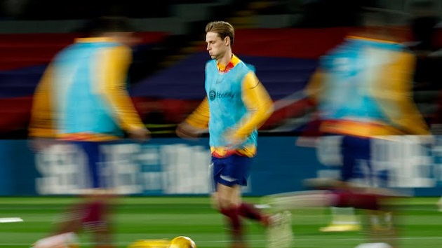 Barcelona vừa có màn tiếp đón một Granada đang gặp khó khăn. Barca cần 3 điểm để duy trì cuộc đua danh hiệu nhưng họ đã không đánh bại Granada trên sân nhà trong 4 năm, và đội khách có thể tự giữ hy vọng trong cuộc chiến chống xuống hạng nếu họ kéo dài chuỗi trận bất bại trước Barca lên 5 trận.