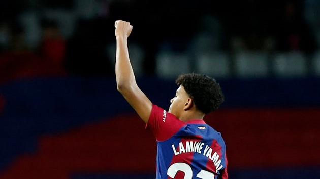Tuy nhiên ngay sau đó, Lamine Yamal ghi bàn thắng thứ hai để ấn định tỷ số 3-3 cho trận đấu, Barca hiện đã bị Real Madrid bỏ xa 10 điểm.