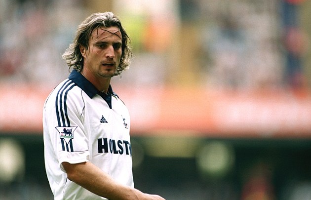 David Ginola từng là trụ cột của Tottenham.
