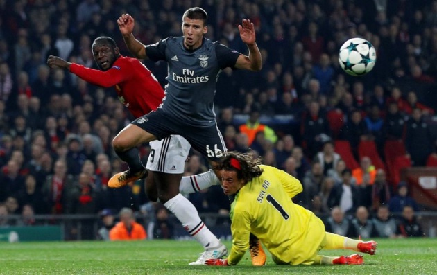 Ảnh bài viết Với 19.8 triệu bảng, Man Utd sẽ sở hữu người hoàn hảo với Bailly
