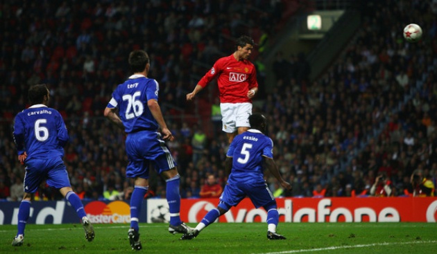 Dù đã để Ronaldo ghi bàn, nhưng Essien vẫn tạo ra nhiều dấu ấn ở trận CK Champions League 2008.