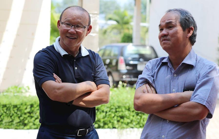 Việc thỏa thuận hợp đồng với ông Park với VFF trong thời gian tới đã tác động mạnh mẽ đến việc ông Cấn Văn Nghĩa phải từ chức.