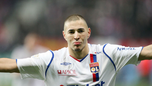 Benzema từng là chân sút khét tiếng ở Pháp, trước khi đến Real Madrid.