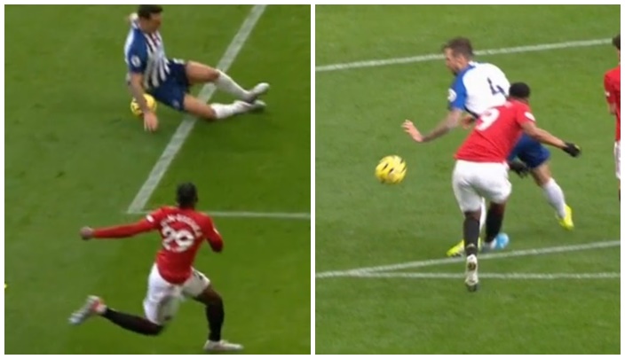 Penalty trong hai pha bóng này đã bị từ chối khó hiểu.