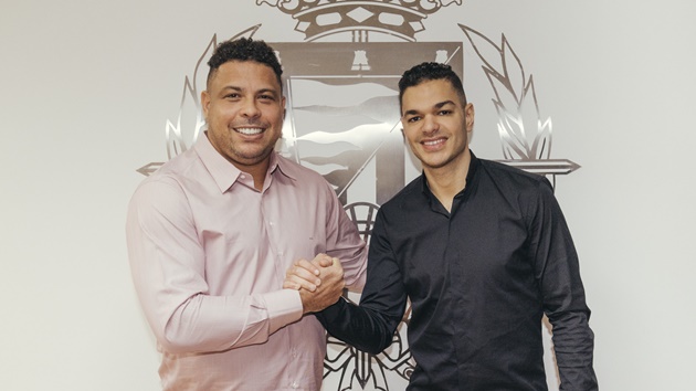 Ảnh bài viết CHÍNH THỨC: 'Messi Pháp' gia nhập đội bóng của Ronaldo