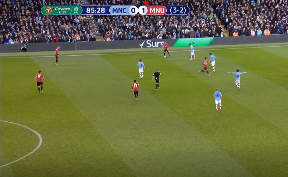 Ảnh bài viết Man Utd đang thất thế, Mata và đàn em "tấu hài" trên sân Etihad