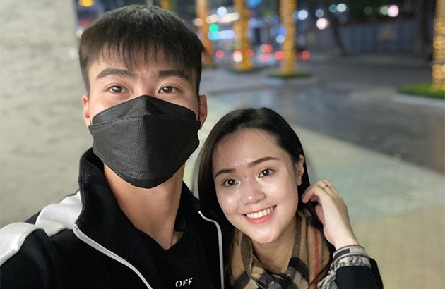 Ảnh bài viết Duy Mạnh và Đình Trọng cùng nhau sang Singapore trị chấn thương