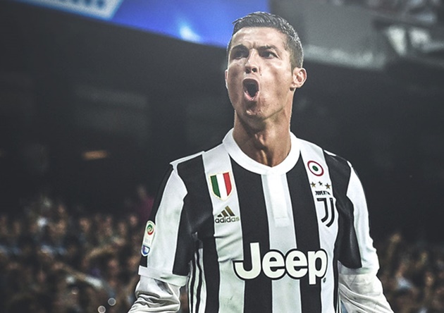 Ronaldo tạo nên làn sóng tiêu cực khi gia nhập Juventus.