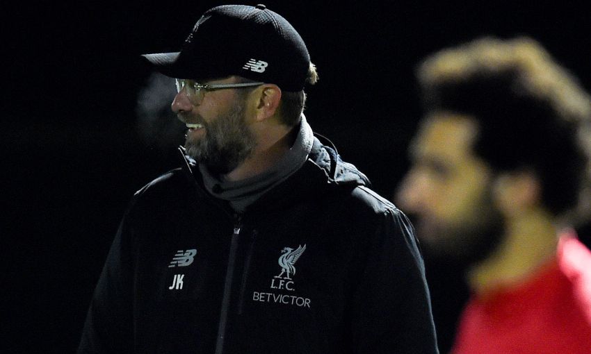 Vẻ mặt rạng ngời của Klopp trước đại chiến căng thẳng.