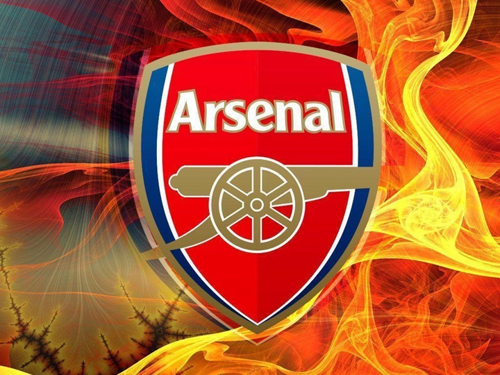Arsenal, một ông lớn khác của nhóm đại gia, về thứ 6 trong danh sách này với giá trị đội hình giảm xuống và rơi vào khoảng 638.75 triệu euro.