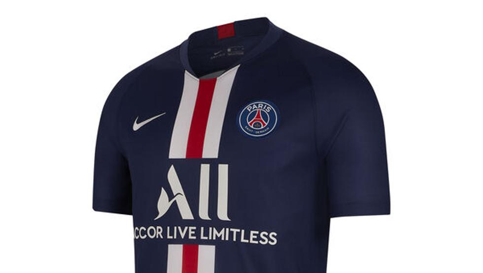 Đại gia nước Pháp, PSG về thứ 2 trong danh sách này với giá trị đội hình đã mua trên TTCN tới thời điểm hiện tại rơi vào khoảng 818.89 triệu euro.