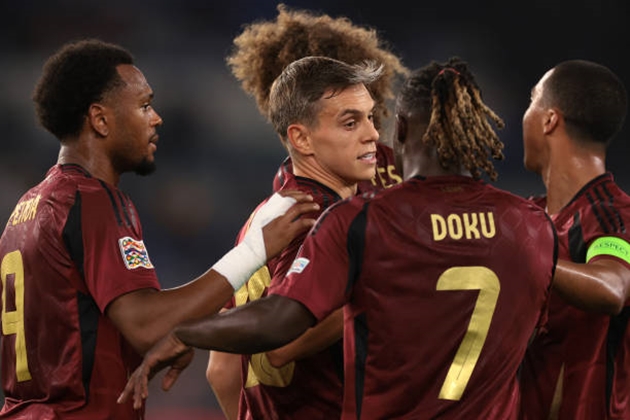 Ảnh bài viết Ngày Trossard sắm vai người hùng giúp tuyển Bỉ thoát thua