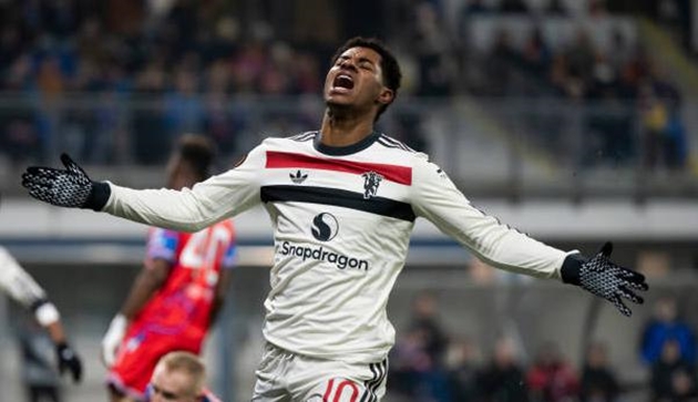 Ảnh bài viết NHM Man Utd muốn Amorim bán ngay 1 cái tên sau chiến thắng trước Plzen