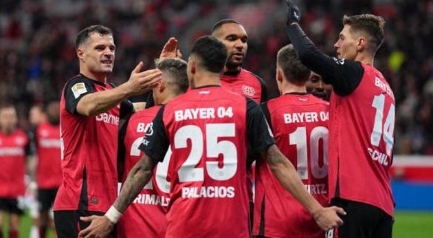 Ảnh bài viết Leverkusen hủy diệt Freiburg bằng "cú poker" của Schick