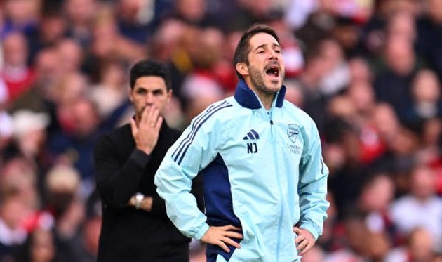 Ảnh bài viết Gary Neville ca ngợi người hùng thầm lặng của Arsenal