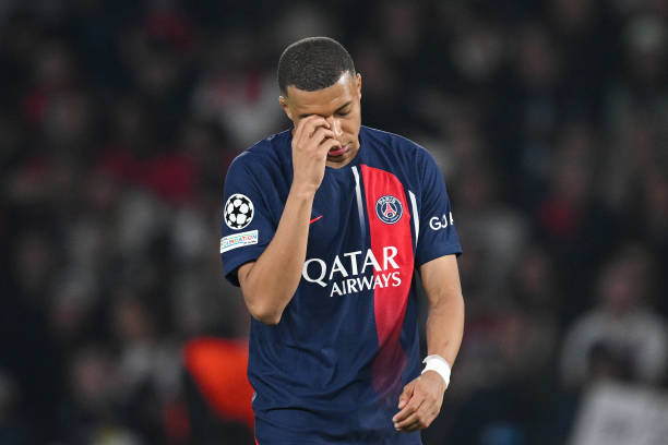 Ảnh bài viết Mbappe chính thức khởi kiện PSG