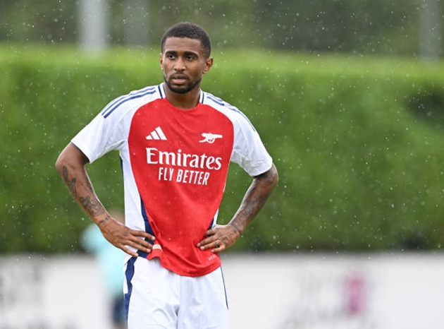 Ảnh bài viết Leicester City từ bỏ Reiss Nelson 