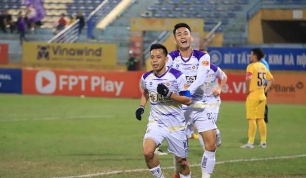 Ảnh bài viết Văn Quyết được HLV Hà Nội khen ngợi hết lời