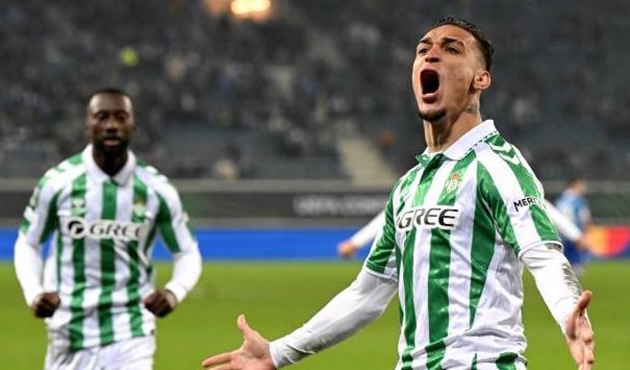 Ảnh bài viết AS Roma giành lợi thế trước Porto; Antony giúp Real Betis thắng dễ Gent