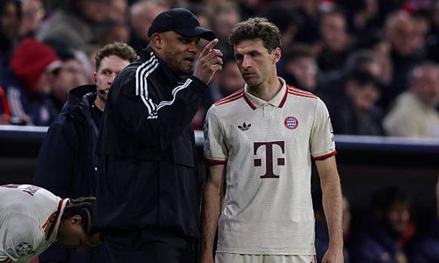 Ảnh bài viết Nhìn Muller ghi bàn, Bayern có xót xa?