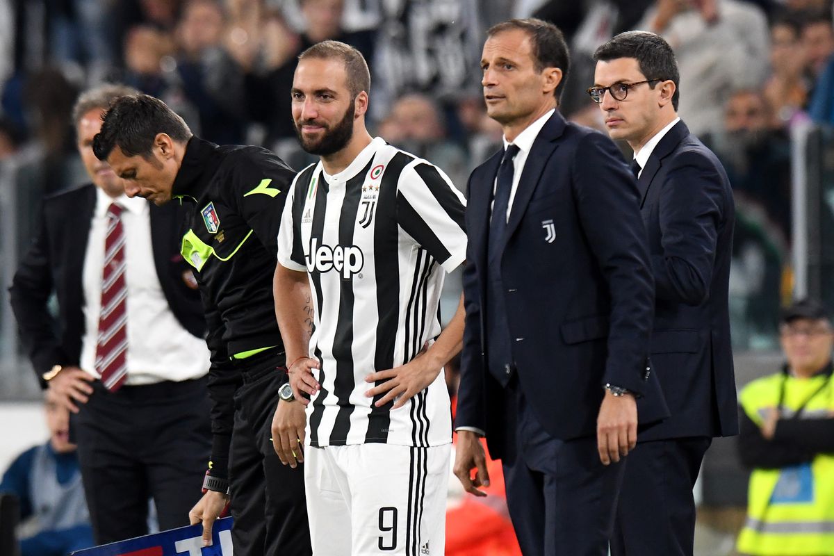 El Pipita đã chứng minh khả năng với HLV Allegri