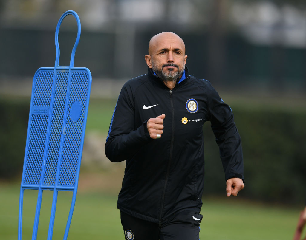 Spalletti viết satus sau trận với Juventus: "Tôi thất vọng vì trận hòa đã làm phép thuật tan biến. Con thiên nga trở thành chú vịt xấu xí. Nhưng câu chuyện đúng của nó là những con cú cố gắng hóa thành bồ câu."