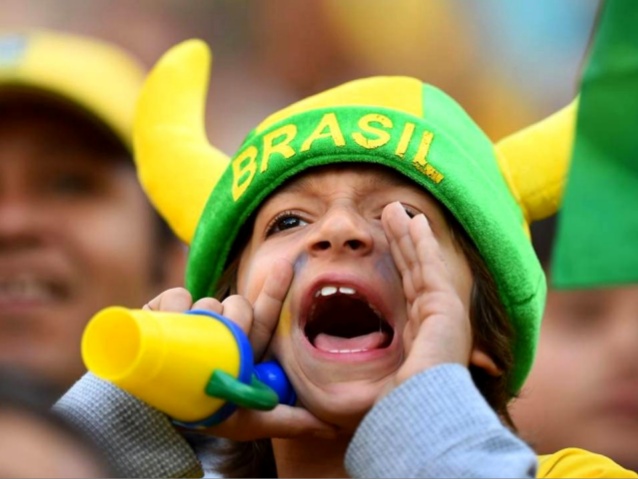 Ảnh bài viết Đáng yêu hết cỡ với những fan nhí cháy hết mình vì World Cup