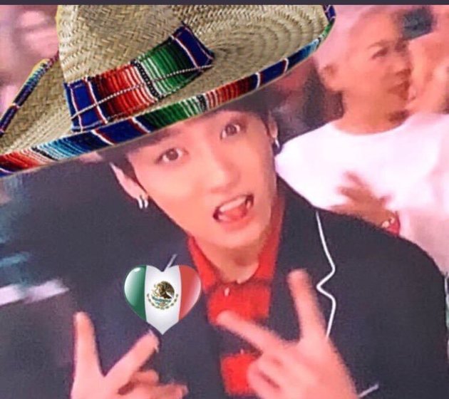 Tuyển Hàn Quốc thả tim cho Mexico.