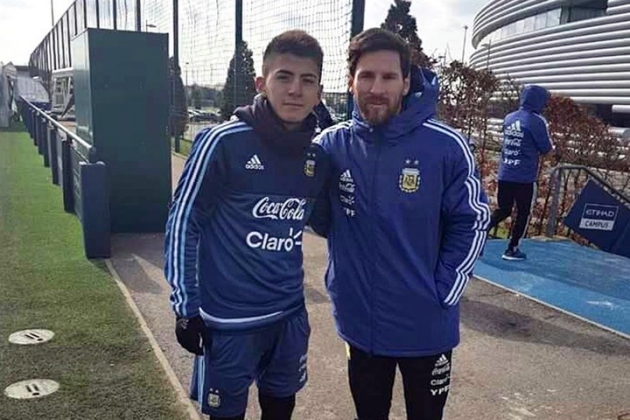 Ảnh bài viết Thiago Almada: "Messi đệ nhị" khiến Man Utd say đắm là ai?