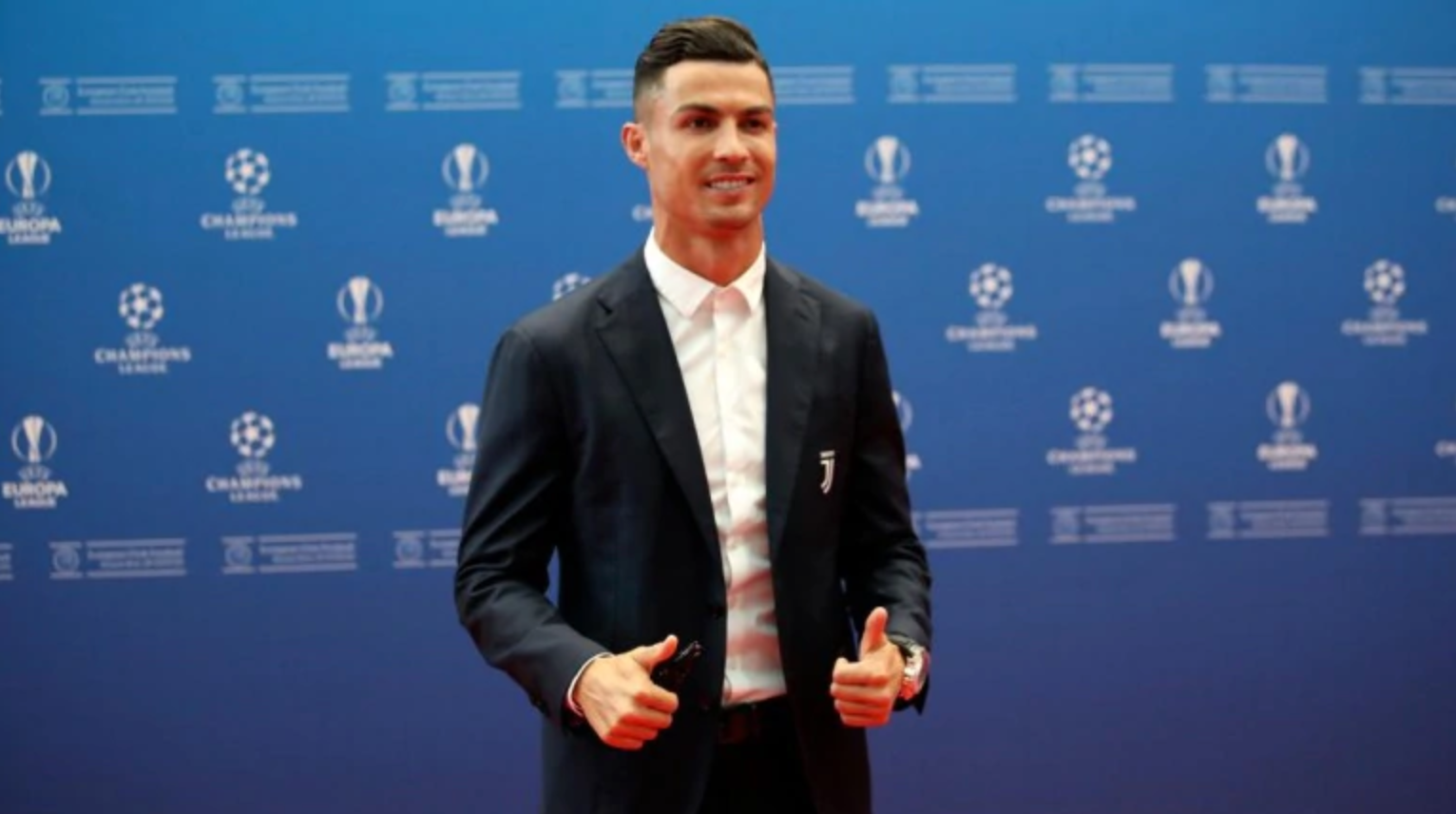 Những thành công trong năm 2016, 2017 đã giúp Ronaldo nhận được từ Nike 20,2 triệu euro.