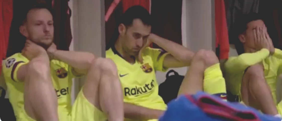 Bộ dạng thất vọng của Coutinho.