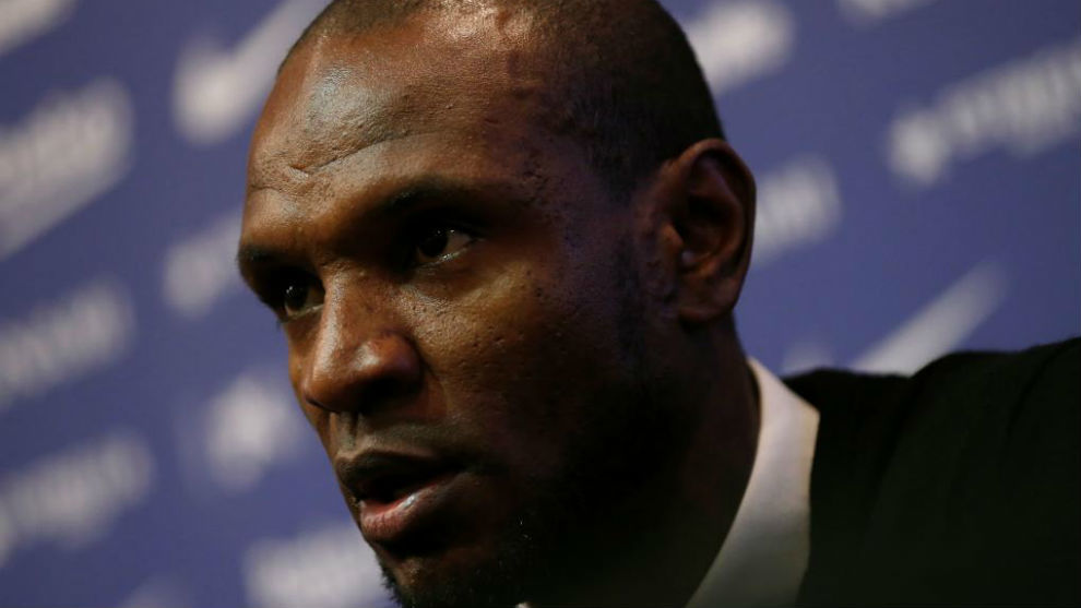 Abidal chính thức lên tiếng ăn năn.