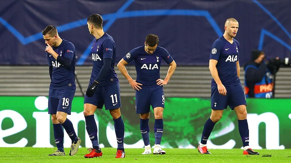 Thầy trò Jose Mourinho chịu thất bại muối mặt, đắng cay trước một RB Leipzig quá mạnh mẽ và thăng hoa.