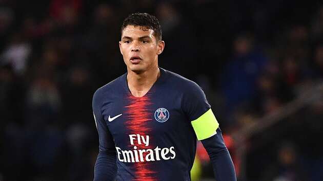 Hiển nhiên không phải tự dưng mà Người đặc biệt lại chú ý đến Thiago Silva. Ngoài việc đánh giá cao kinh nghiệm của anh, sự lựa chọn bị giới hạn vì ngân sách eo hẹp có lẽ cũng là một nguyên nhân.