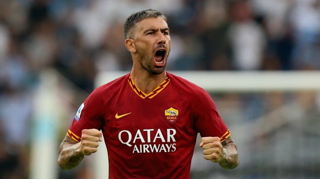 =3. Aleksandar Kolarov (AS Roma - 8 bàn). Lão tướng người Serbia vẫn duy trì khả năng sút phạt đáng nể bất chấp thời gian.