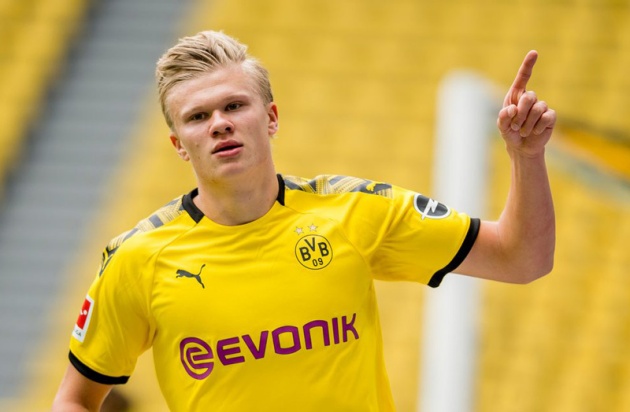 2. Erling Haaland: Giống Mbappe, Haaland là mẫu "sát thủ" trẻ, khoẻ và giàu tiềm năng.